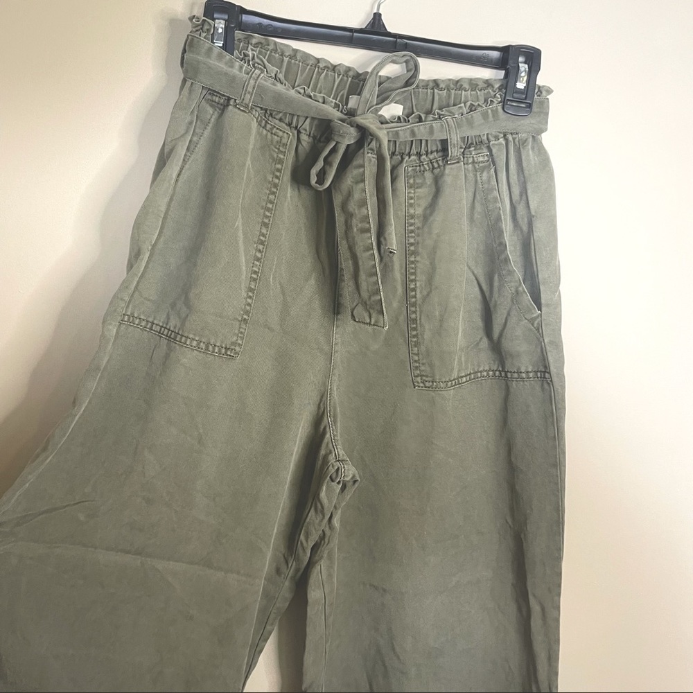 Universal Thread Green Paperbag Wide Leg Pants XS